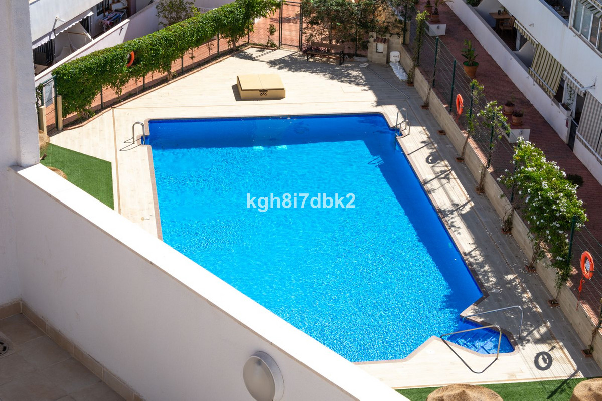 Appartement te koop in Benalmadena Costa | 2 slaapkamers H5388190
