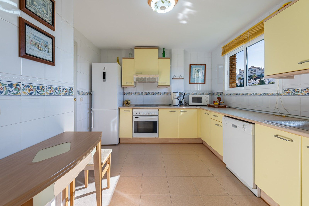 Appartement te koop in Benalmadena Costa | 2 slaapkamers H5391253
