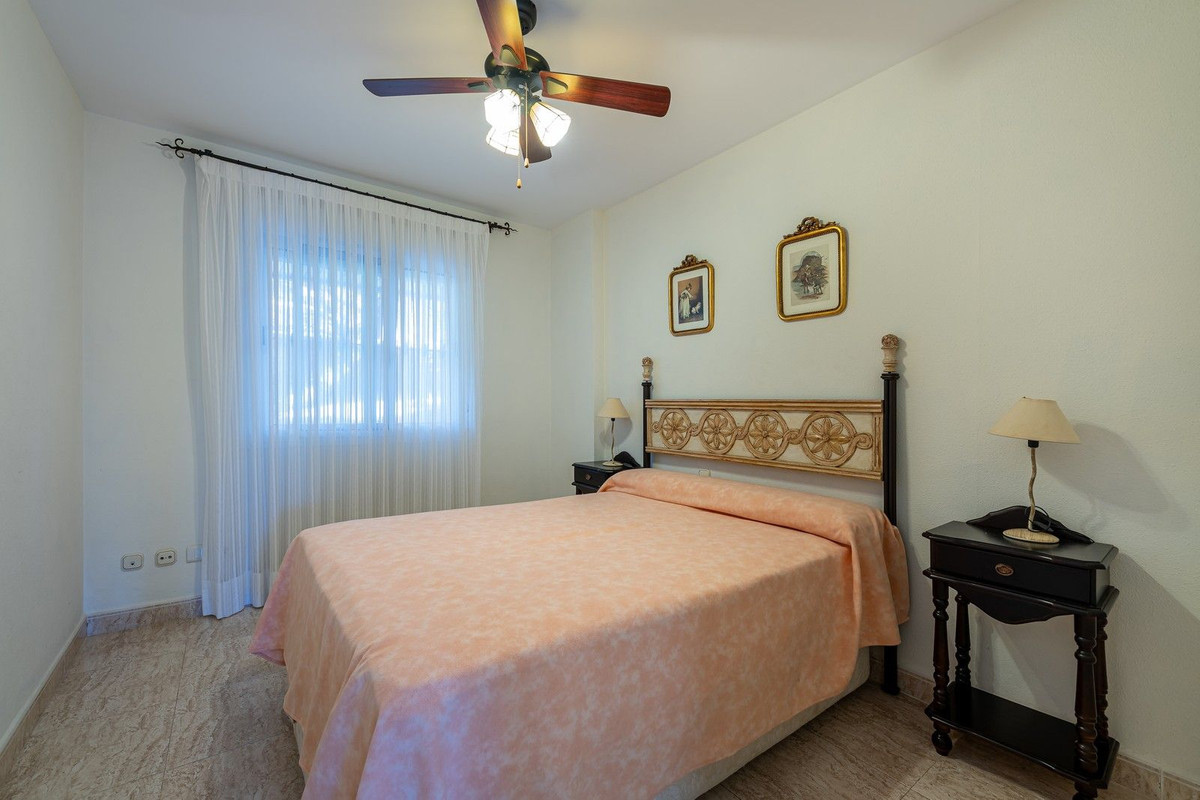 Appartement te koop in Benalmadena Costa | 2 slaapkamers H5391253
