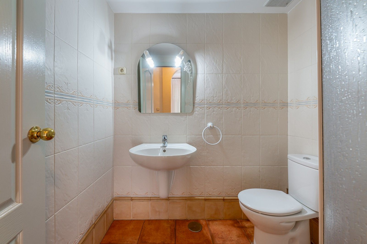 Appartement te koop in Benalmadena Costa | 2 slaapkamers H5391253