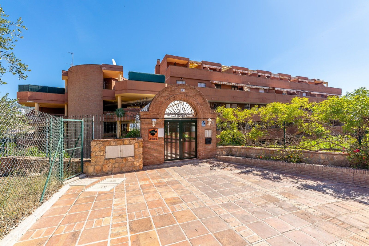 Appartement te koop in Benalmadena Costa | 2 slaapkamers H5391253
