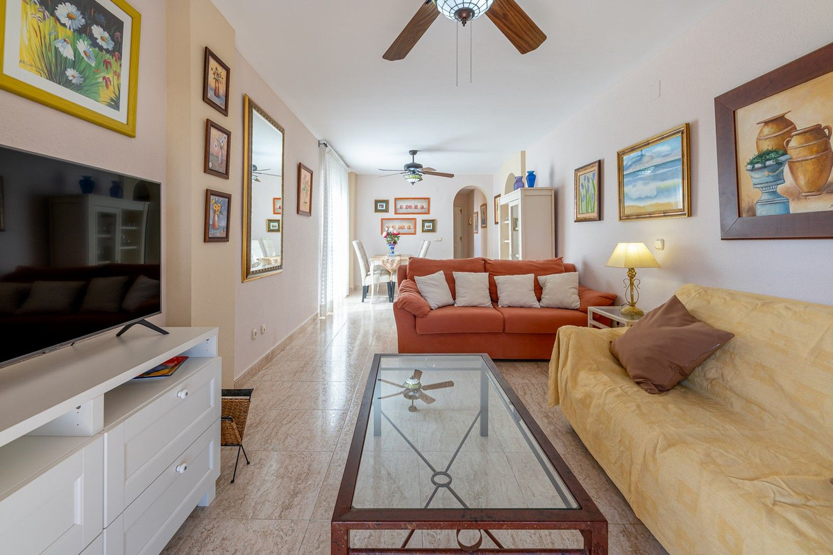 Appartement te koop in Benalmadena Costa | 2 slaapkamers H5391253
