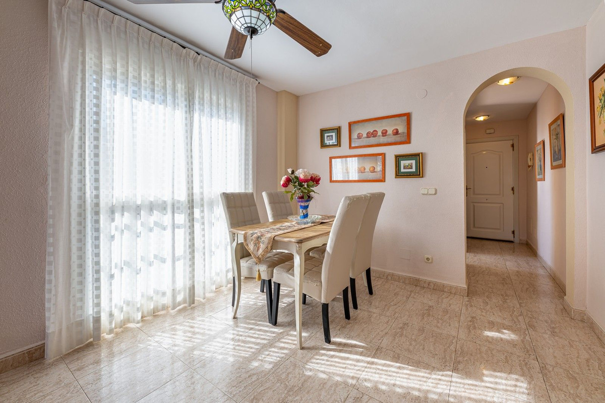 Appartement te koop in Benalmadena Costa | 2 slaapkamers H5391253