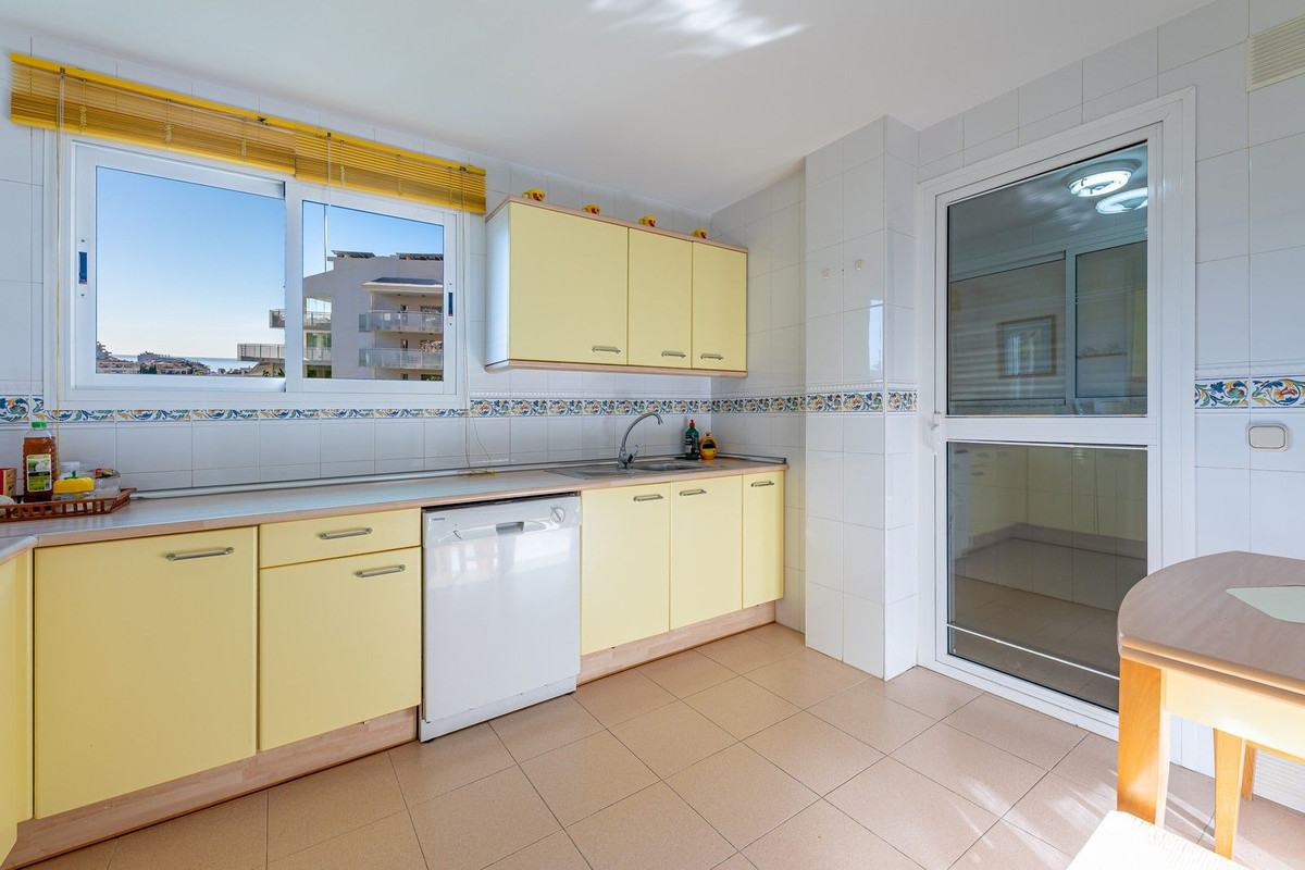 Appartement te koop in Benalmadena Costa | 2 slaapkamers H5391253