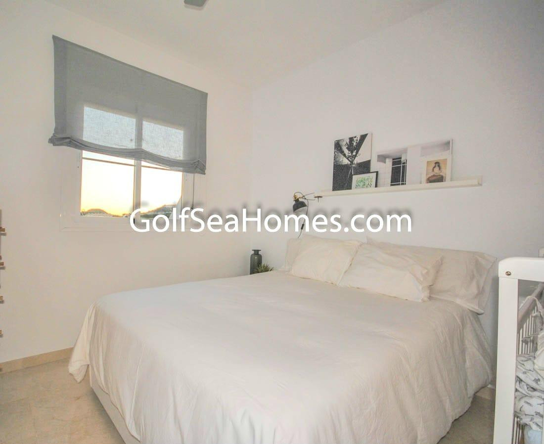 Appartement te koop in Benalmadena Costa | 2 slaapkamers H5398027