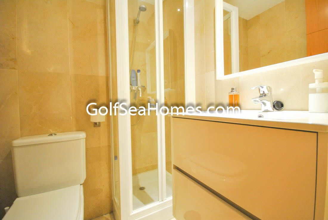 Appartement te koop in Benalmadena Costa | 2 slaapkamers H5398027