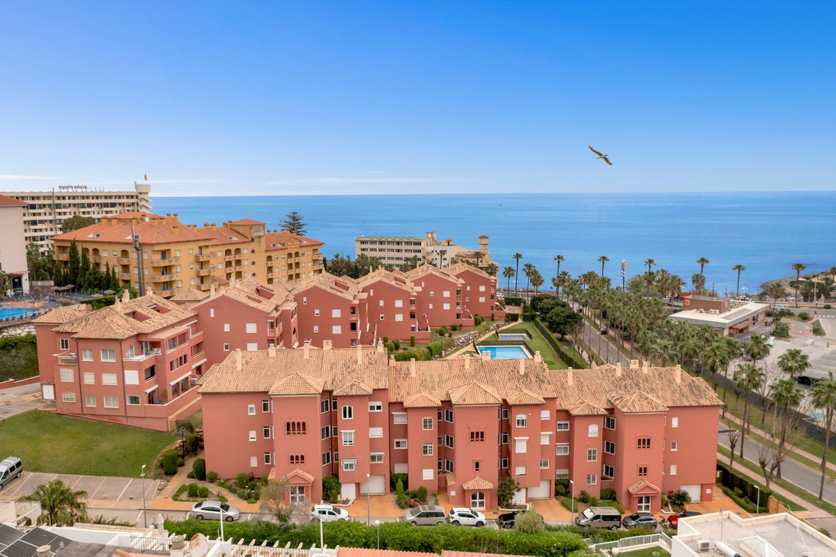 Appartement te koop in Benalmadena Costa | 2 slaapkamers H5407168