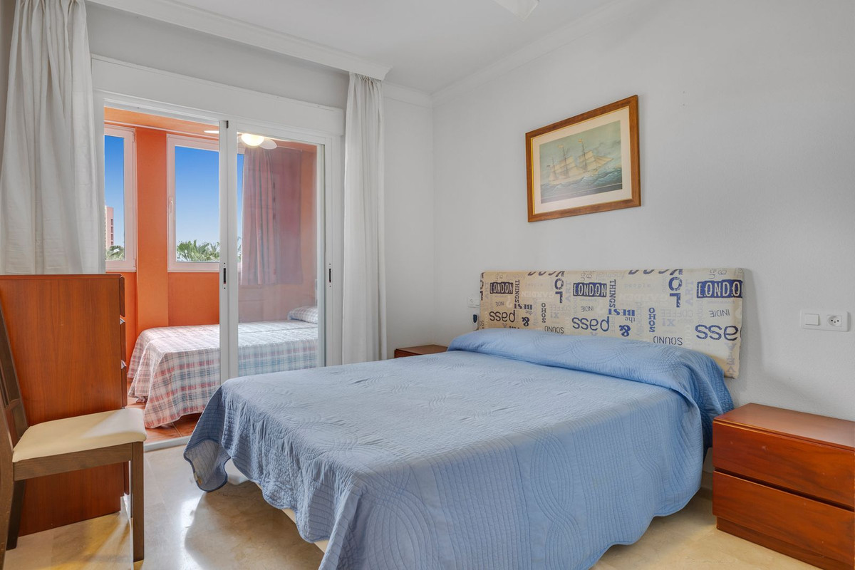 Appartement te koop in Benalmadena Costa | 2 slaapkamers H5407168