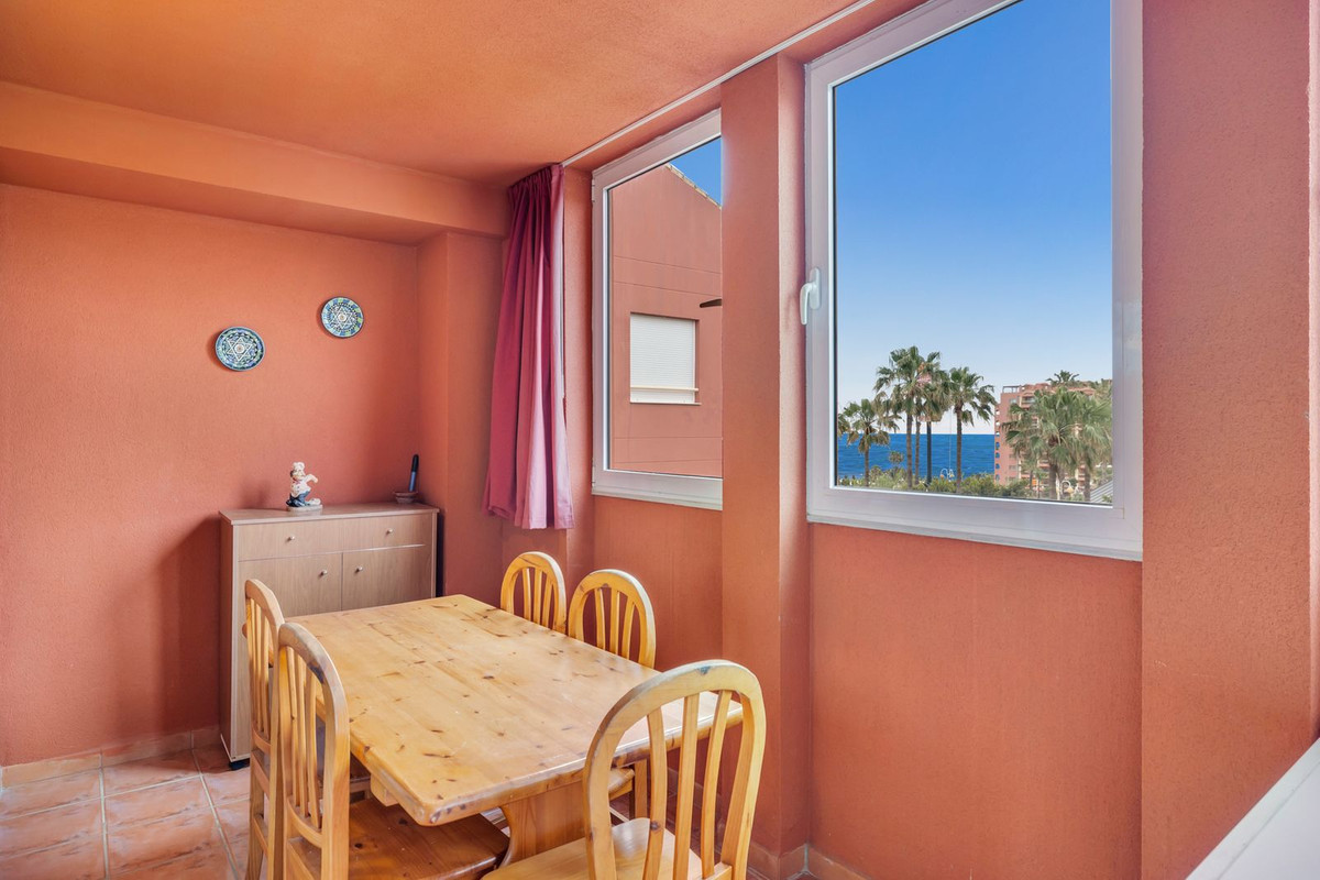 Appartement te koop in Benalmadena Costa | 2 slaapkamers H5407168