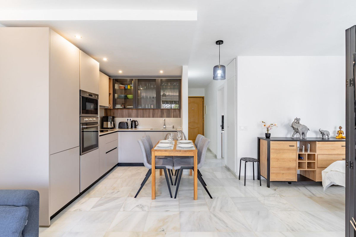 Appartement te koop in Benalmadena Costa | 2 slaapkamers H5419033