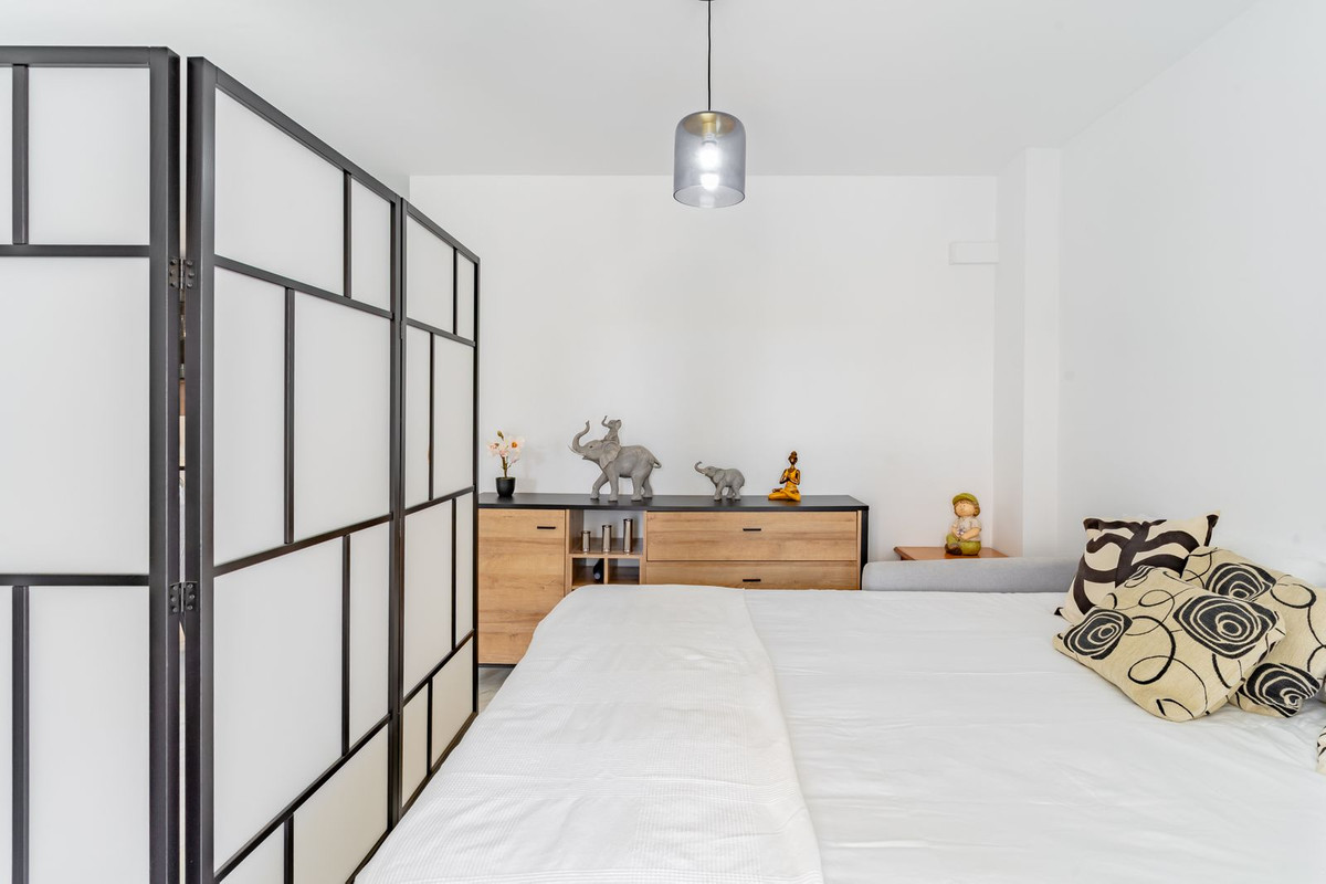 Appartement te koop in Benalmadena Costa | 2 slaapkamers H5419033