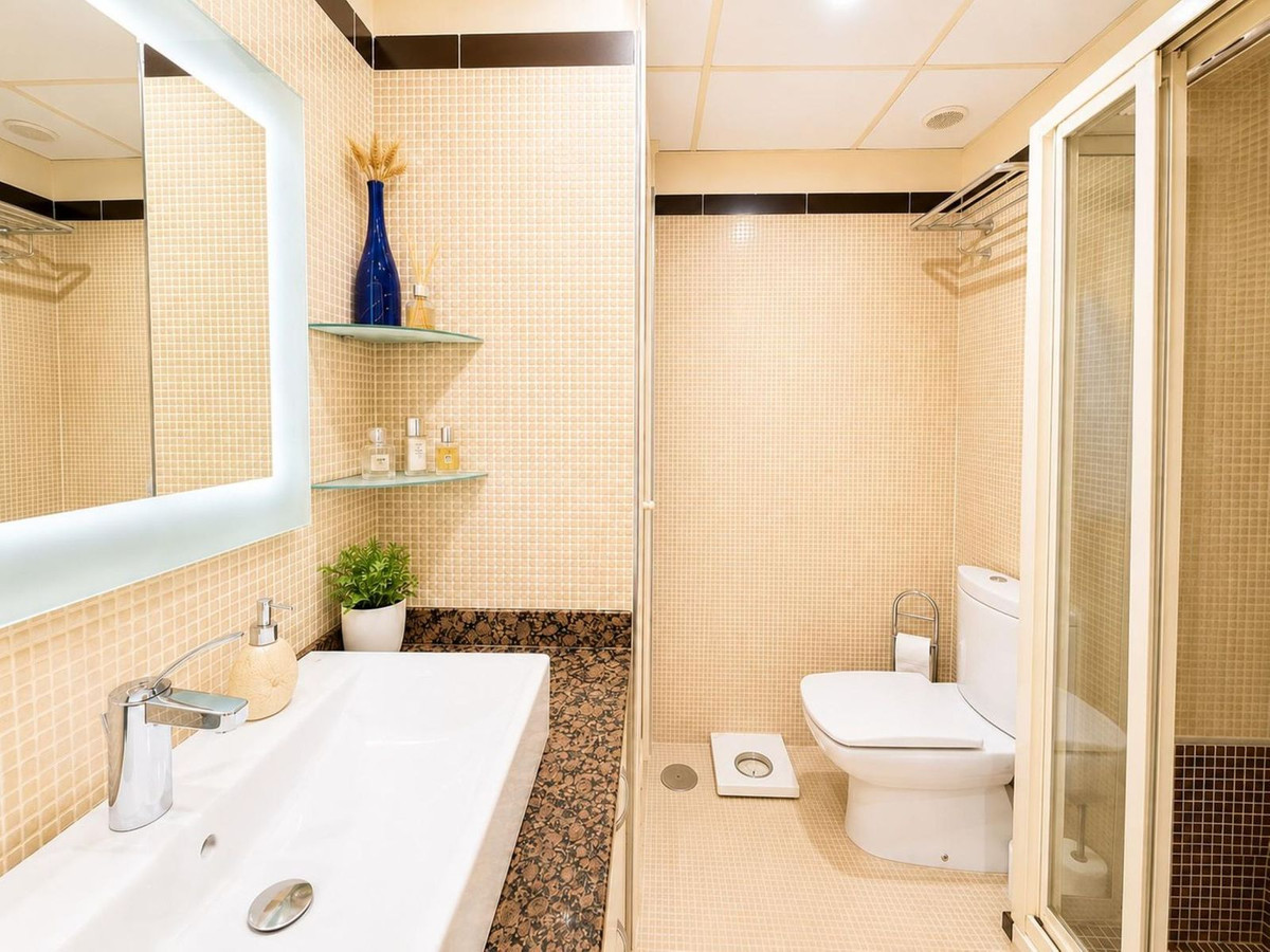 Appartement te koop in Benalmadena Costa | 1 slaapkamers H5433130
