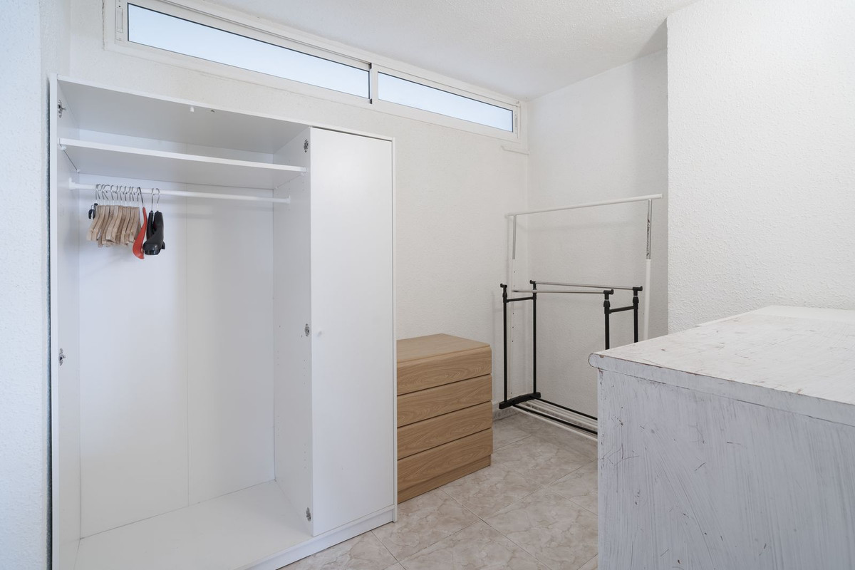Appartement te koop in Benalmadena Costa | 2 slaapkamers H5436349