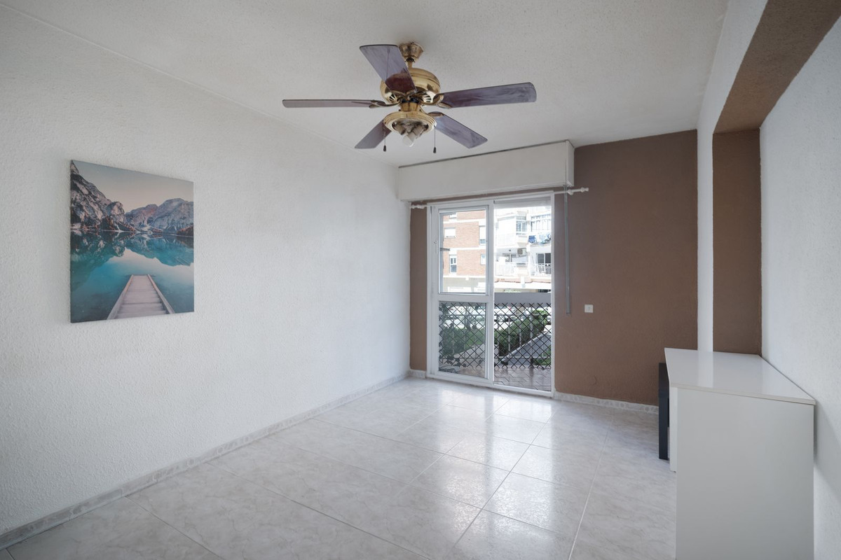 Appartement te koop in Benalmadena Costa | 2 slaapkamers H5436349