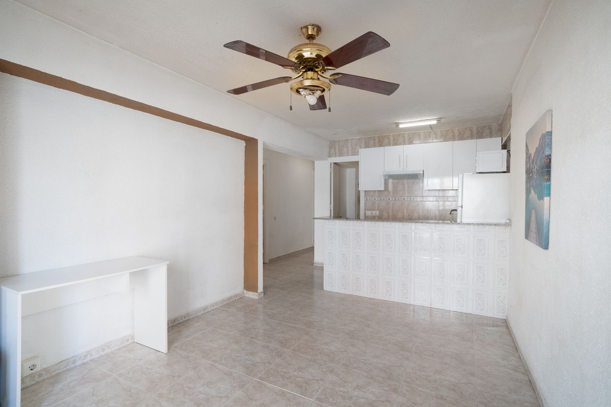 Appartement te koop in Benalmadena Costa | 2 slaapkamers H5436349
