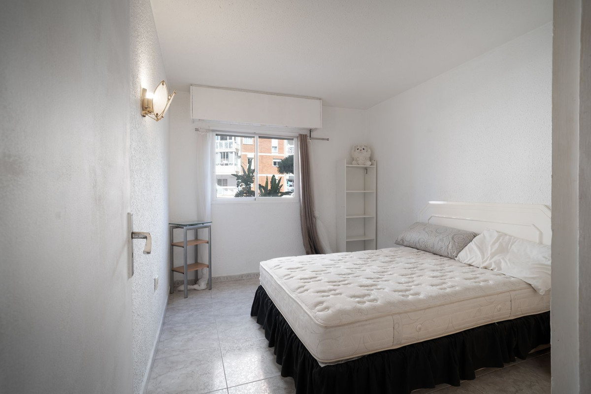 Appartement te koop in Benalmadena Costa | 2 slaapkamers H5436349
