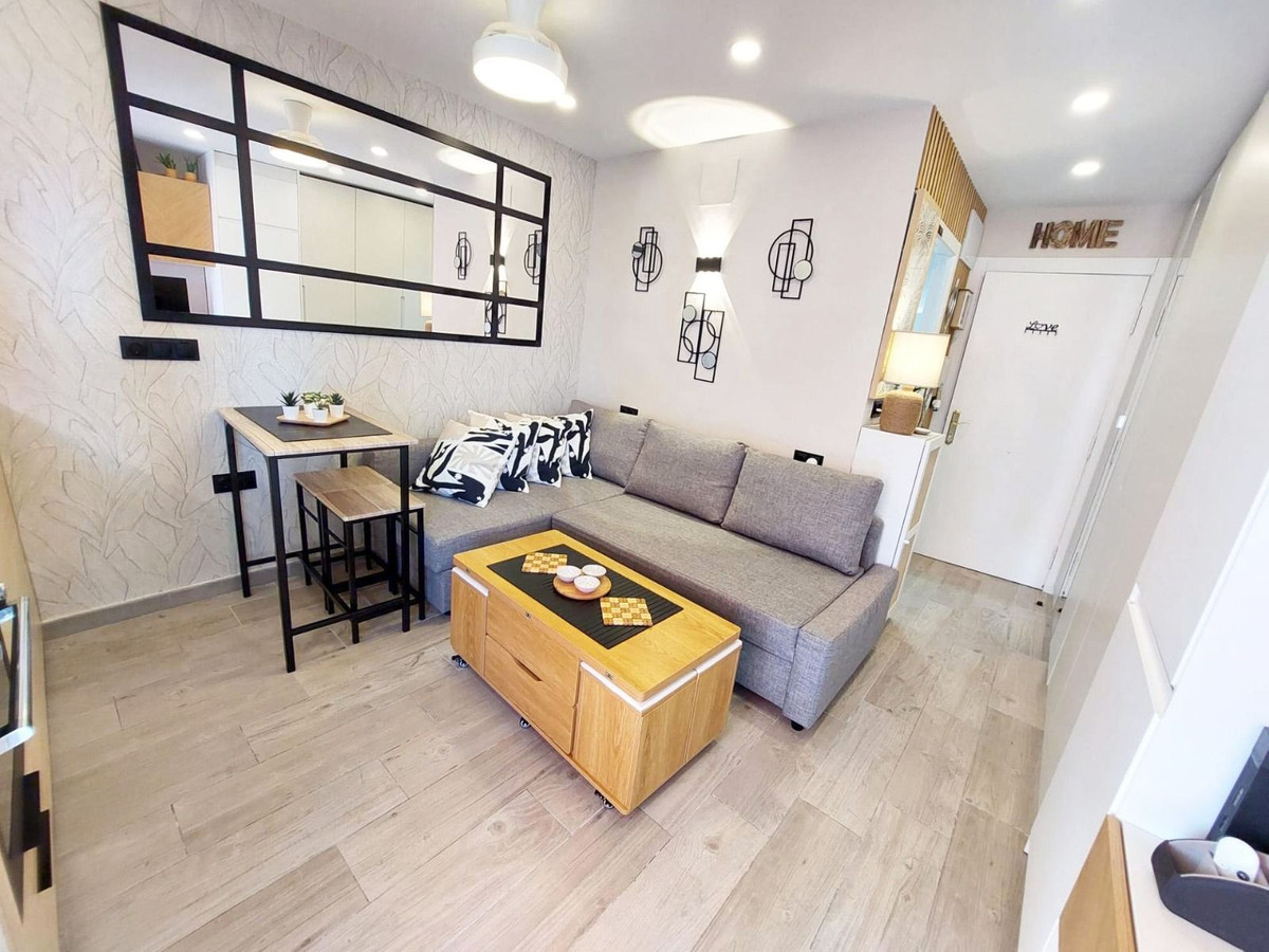 Appartement te koop in Benalmadena Costa | 1 slaapkamers H5441116