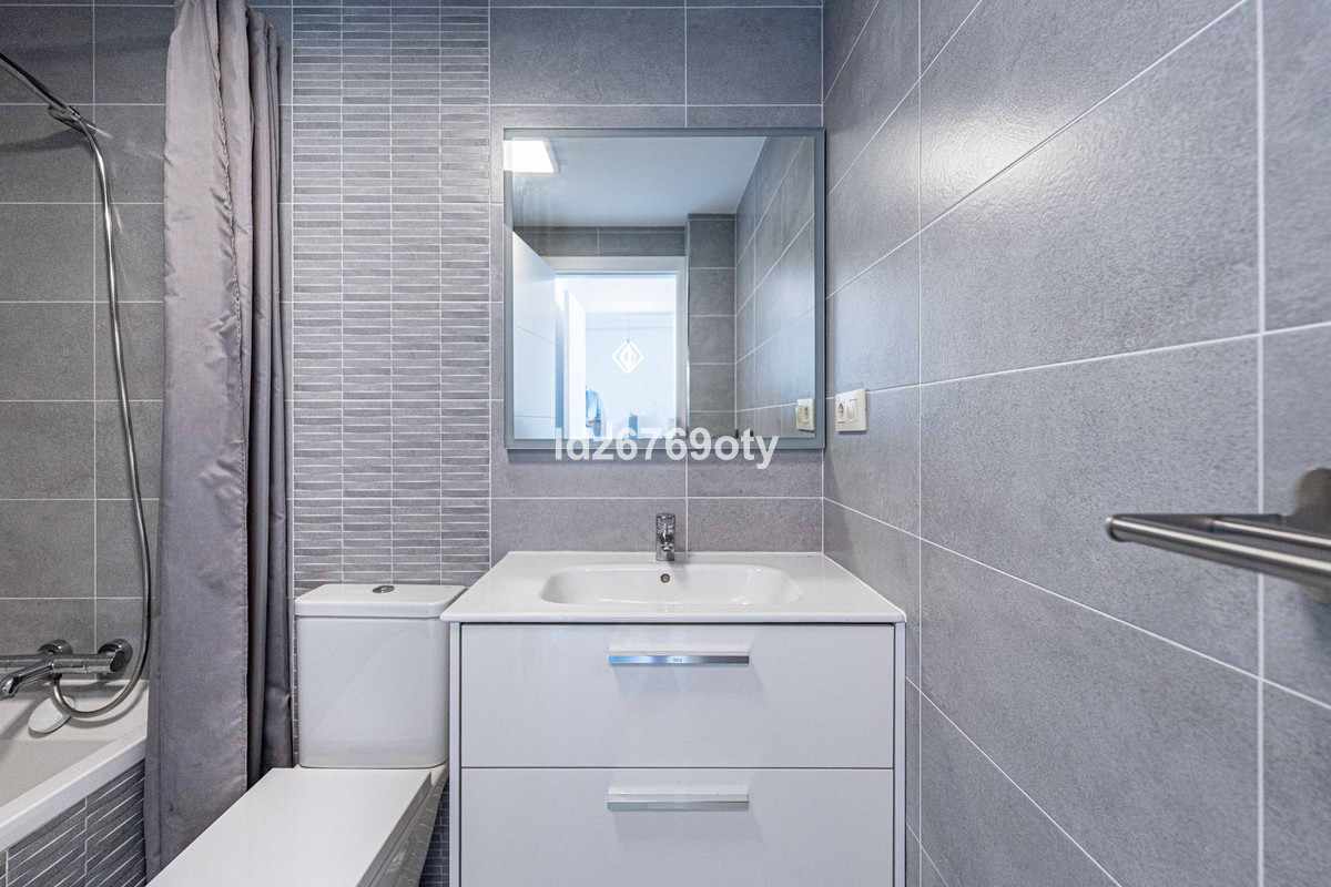 Appartement te koop in Benalmadena Costa | 3 slaapkamers H5442100