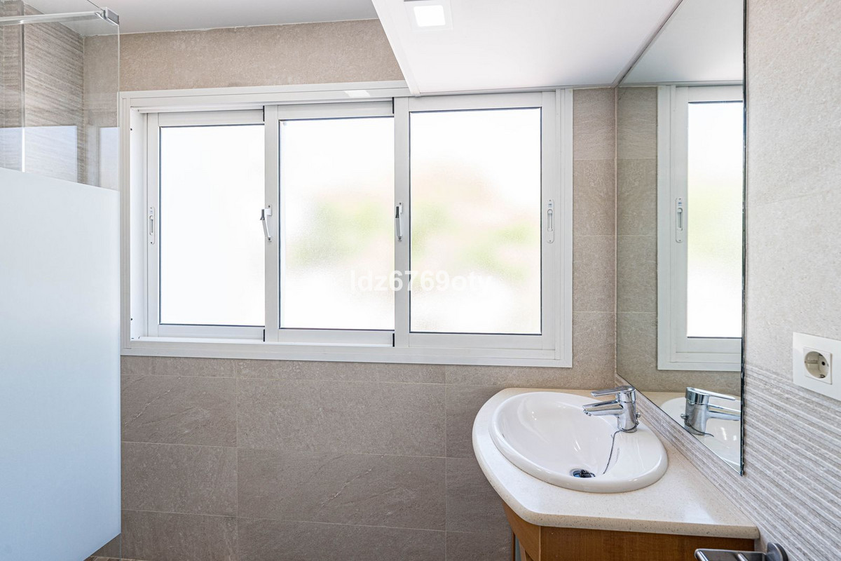 Appartement te koop in Benalmadena Costa | 3 slaapkamers H5442100