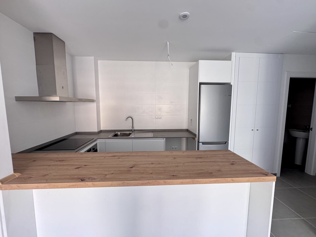 Appartement te koop in Benalmadena Costa | 2 slaapkamers H5443981