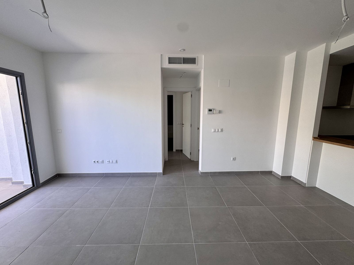 Appartement te koop in Benalmadena Costa | 2 slaapkamers H5443981