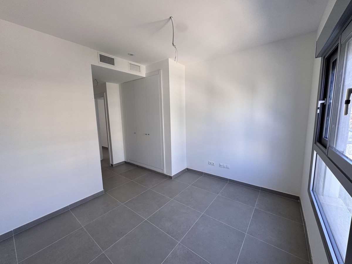Appartement te koop in Benalmadena Costa | 2 slaapkamers H5443981