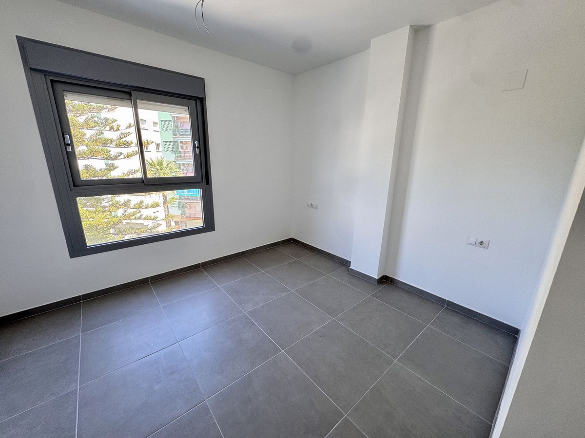 Appartement te koop in Benalmadena Costa | 2 slaapkamers H5443981