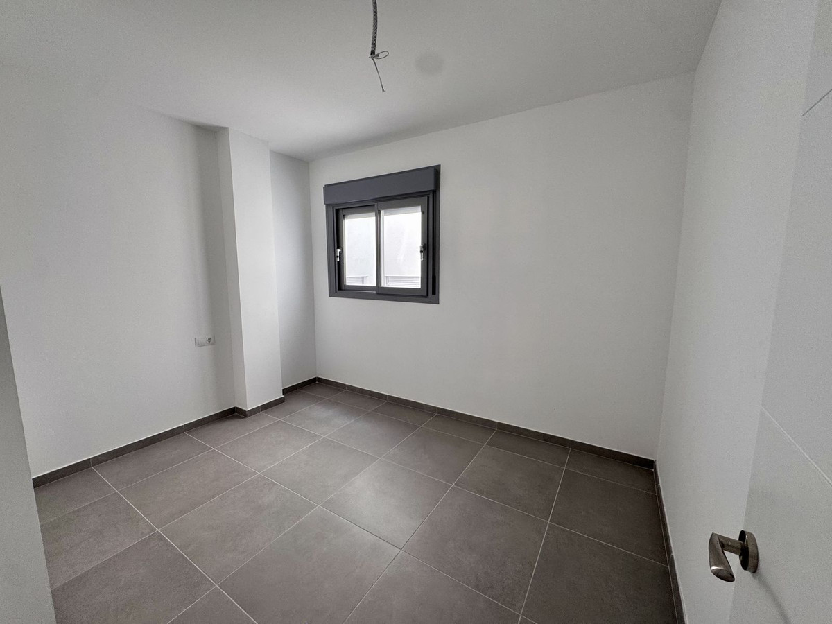 Appartement te koop in Benalmadena Costa | 2 slaapkamers H5443981