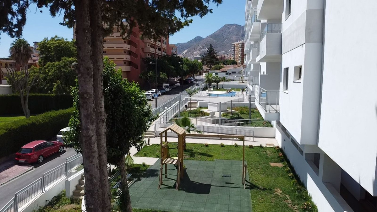 Appartement te koop in Benalmadena Costa | 2 slaapkamers H5443981