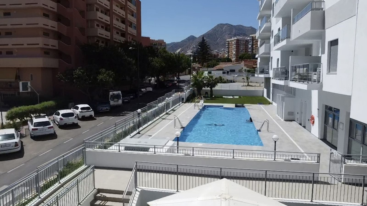 Appartement te koop in Benalmadena Costa | 2 slaapkamers H5443981