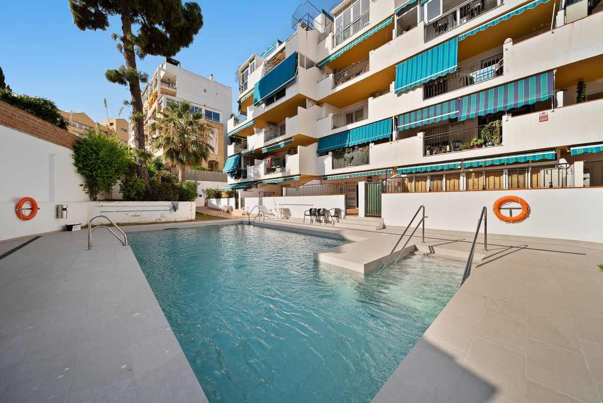 Appartement te koop in Benalmadena Costa | 2 slaapkamers H5447116