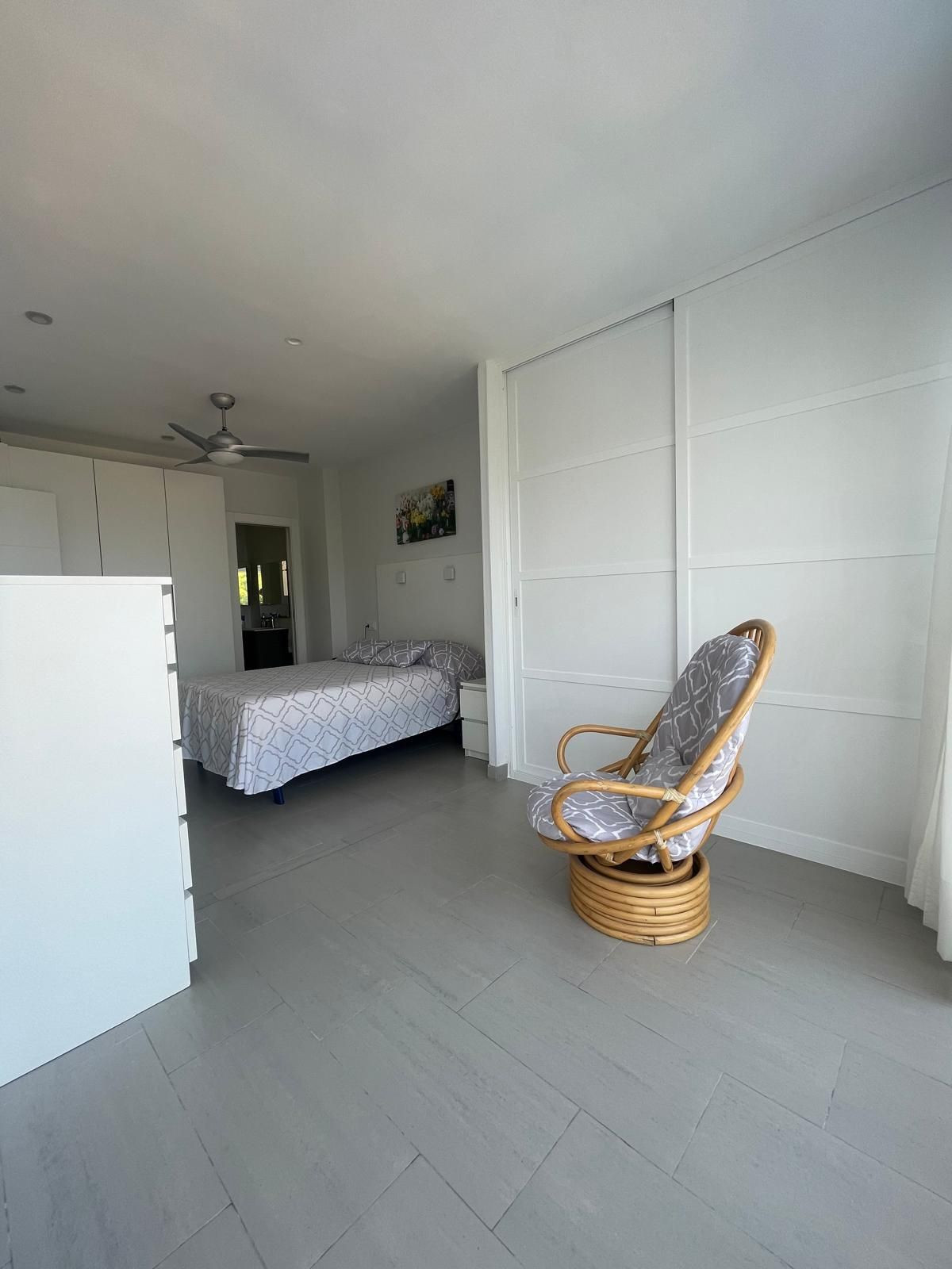 Appartement te koop in Benalmadena Costa | 1 slaapkamers H5449879