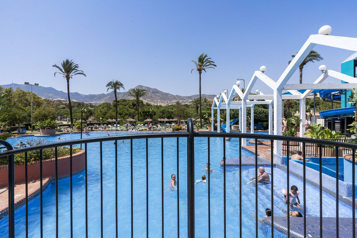 Appartement te koop in Benalmadena Costa | 3 slaapkamers H5453518