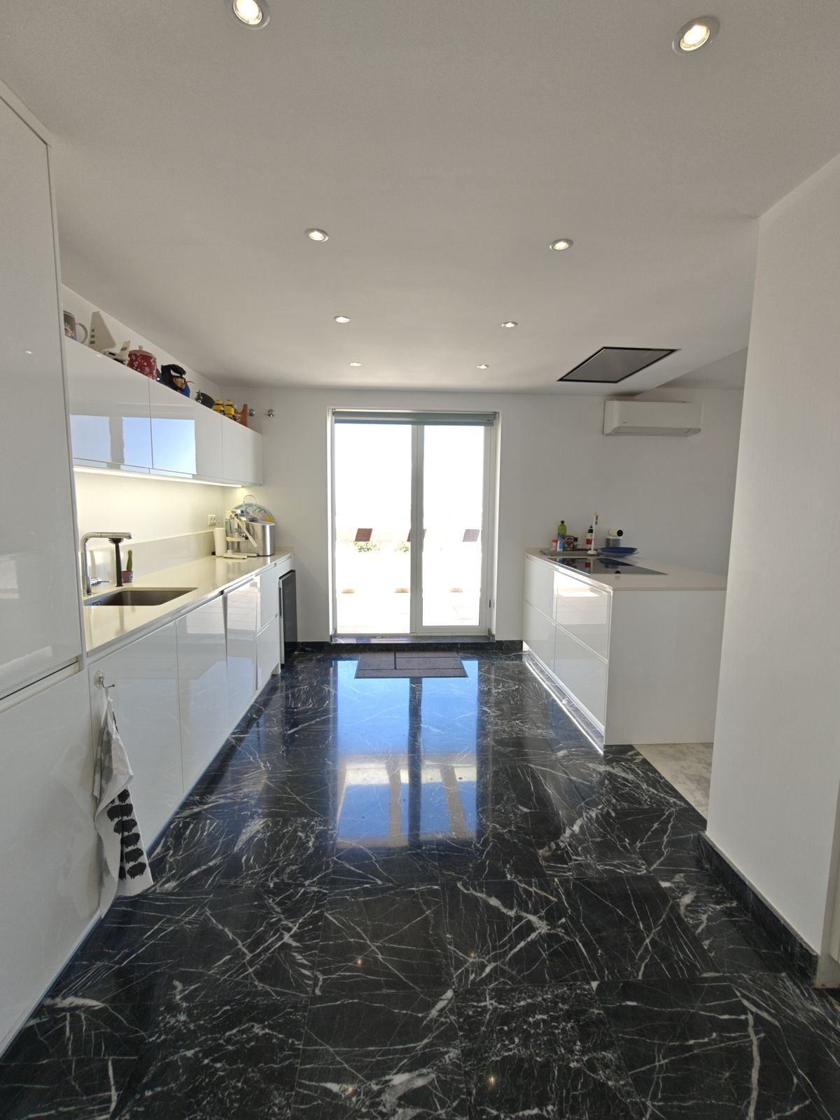 Appartement te koop in Benalmadena Costa | 3 slaapkamers H5453842