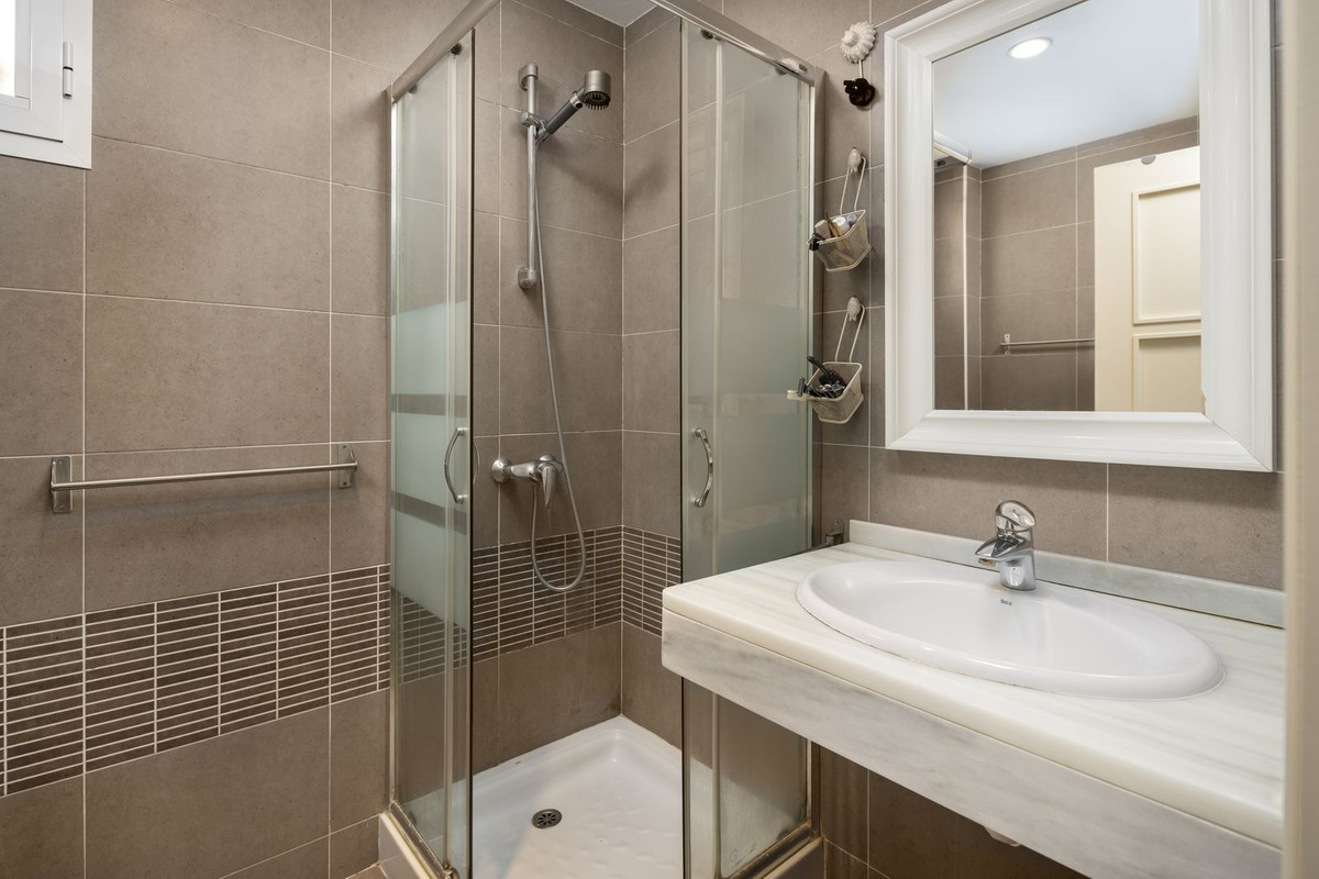Appartement te koop in Benalmadena Costa | 2 slaapkamers H5454949