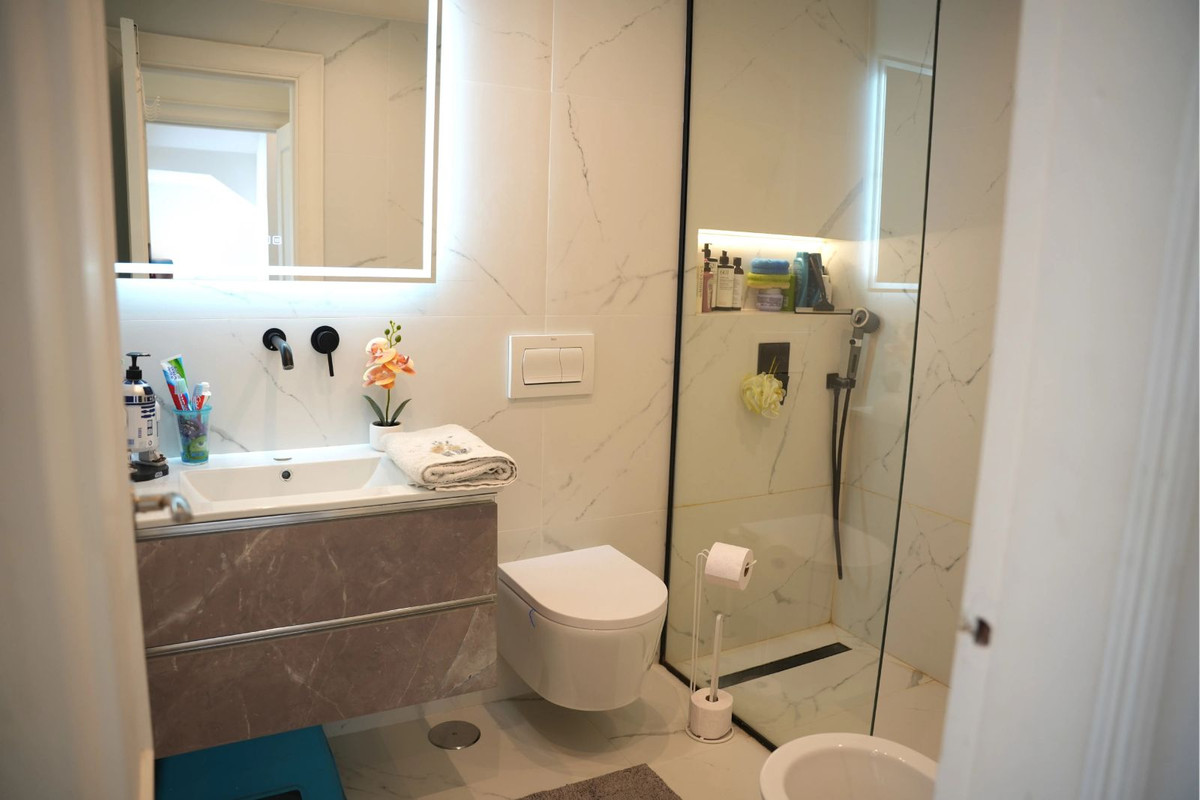 Huis te koop in Benalmadena Costa | 4 slaapkamers H5460397