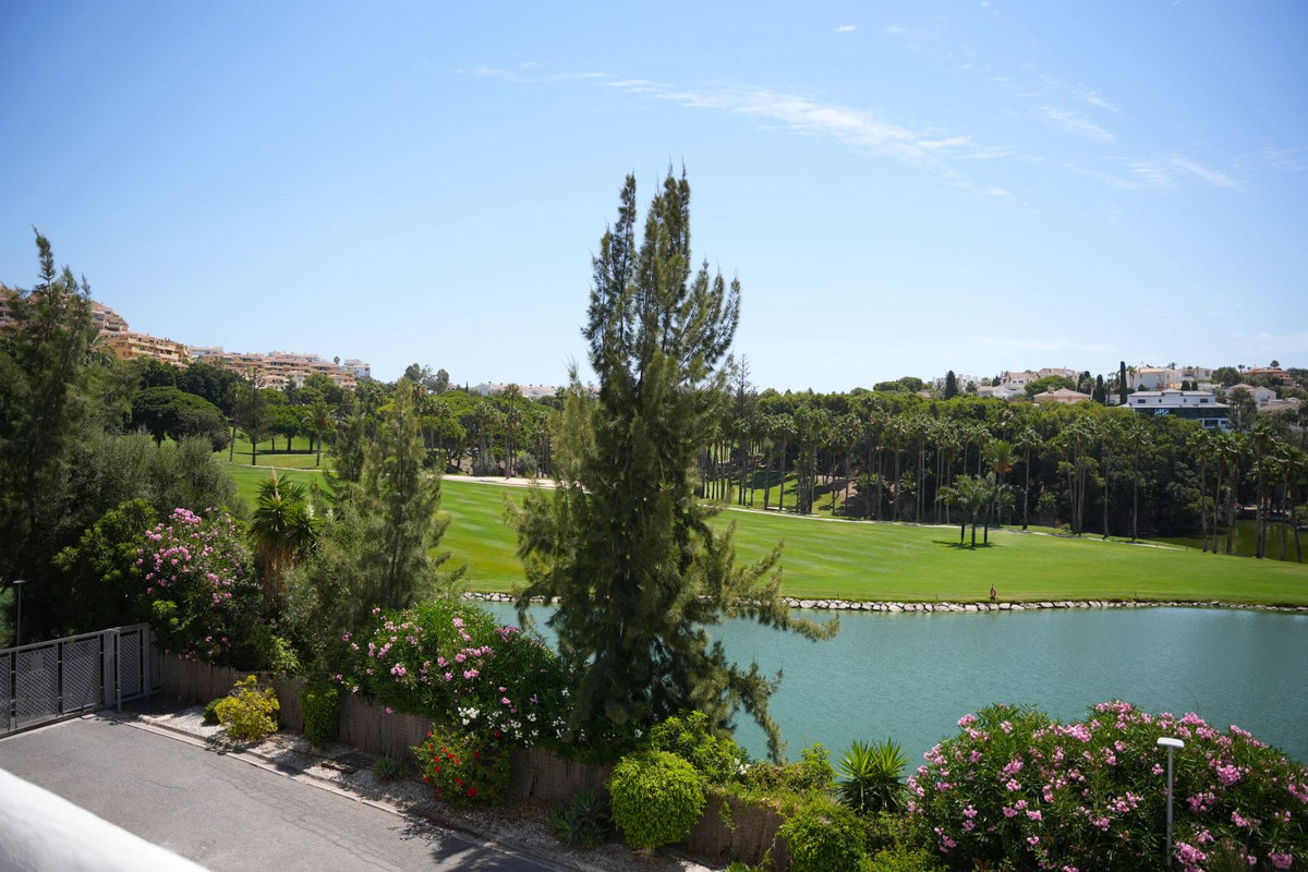 Huis te koop in Benalmadena Costa | 4 slaapkamers H5460397