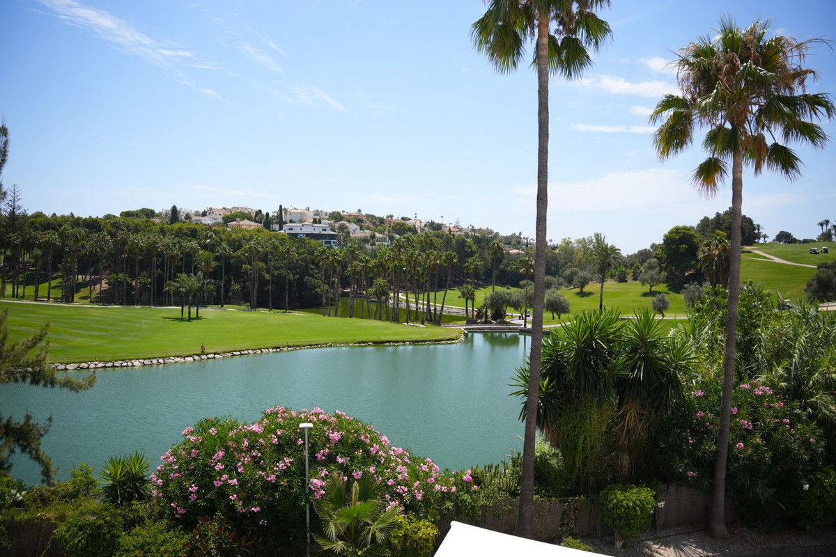 Huis te koop in Benalmadena Costa | 4 slaapkamers H5460397