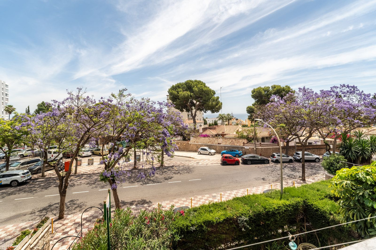Appartement te koop in Benalmadena Costa | 2 slaapkamers H5467756