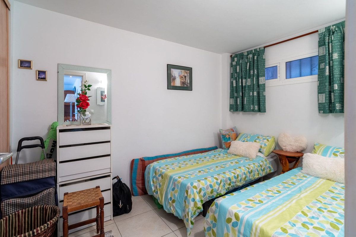Appartement te koop in Benalmadena Costa | 2 slaapkamers H5467756
