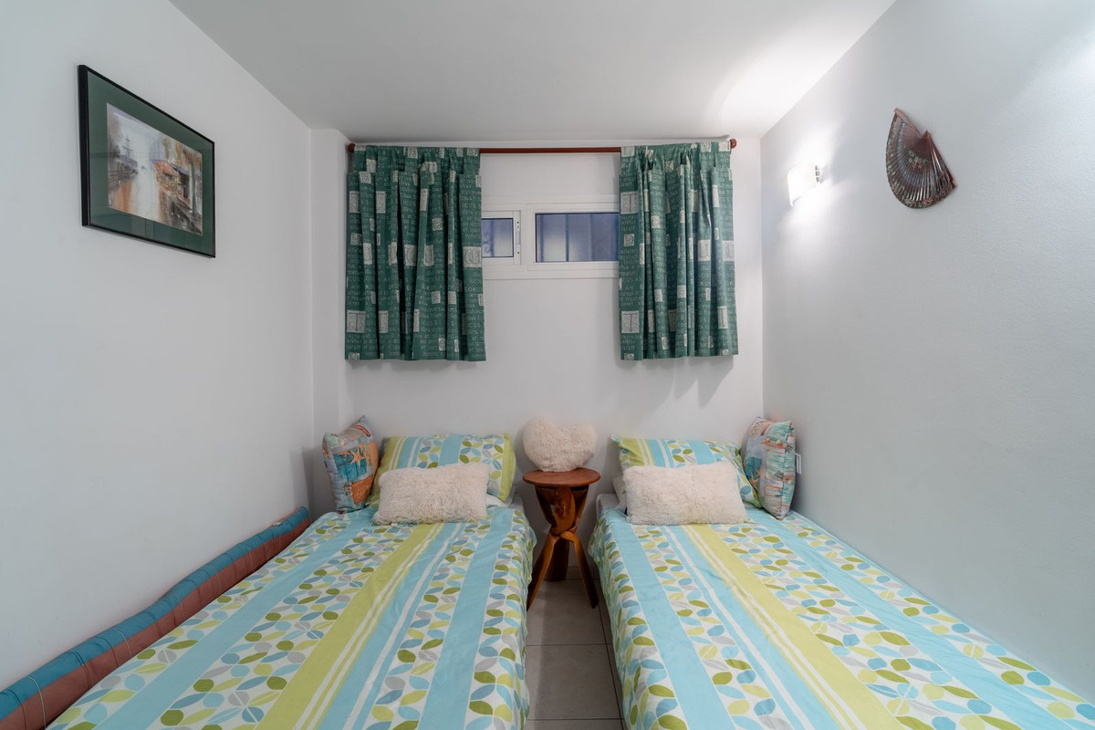 Appartement te koop in Benalmadena Costa | 2 slaapkamers H5467756