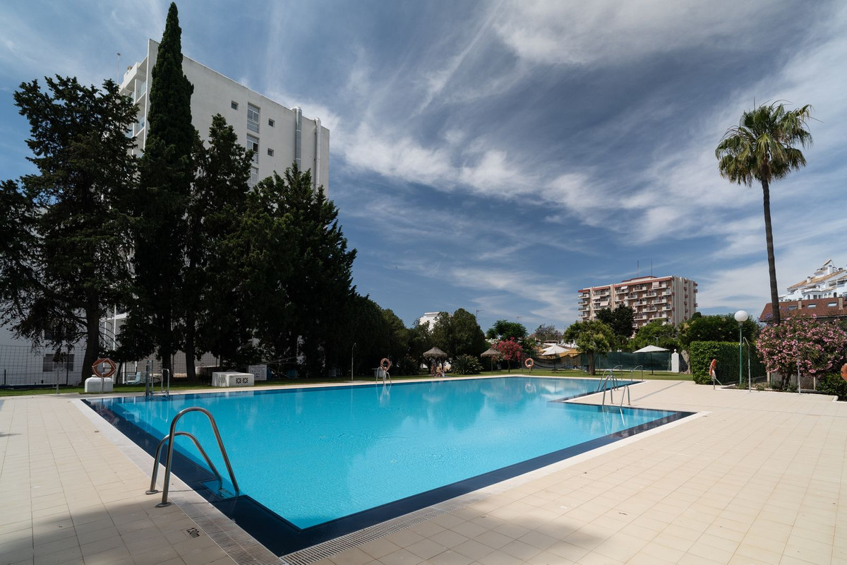 Appartement te koop in Benalmadena Costa | 2 slaapkamers H5467756