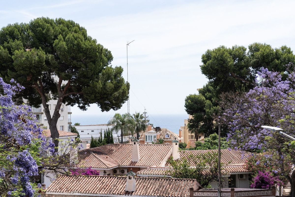 Appartement te koop in Benalmadena Costa | 2 slaapkamers H5467756