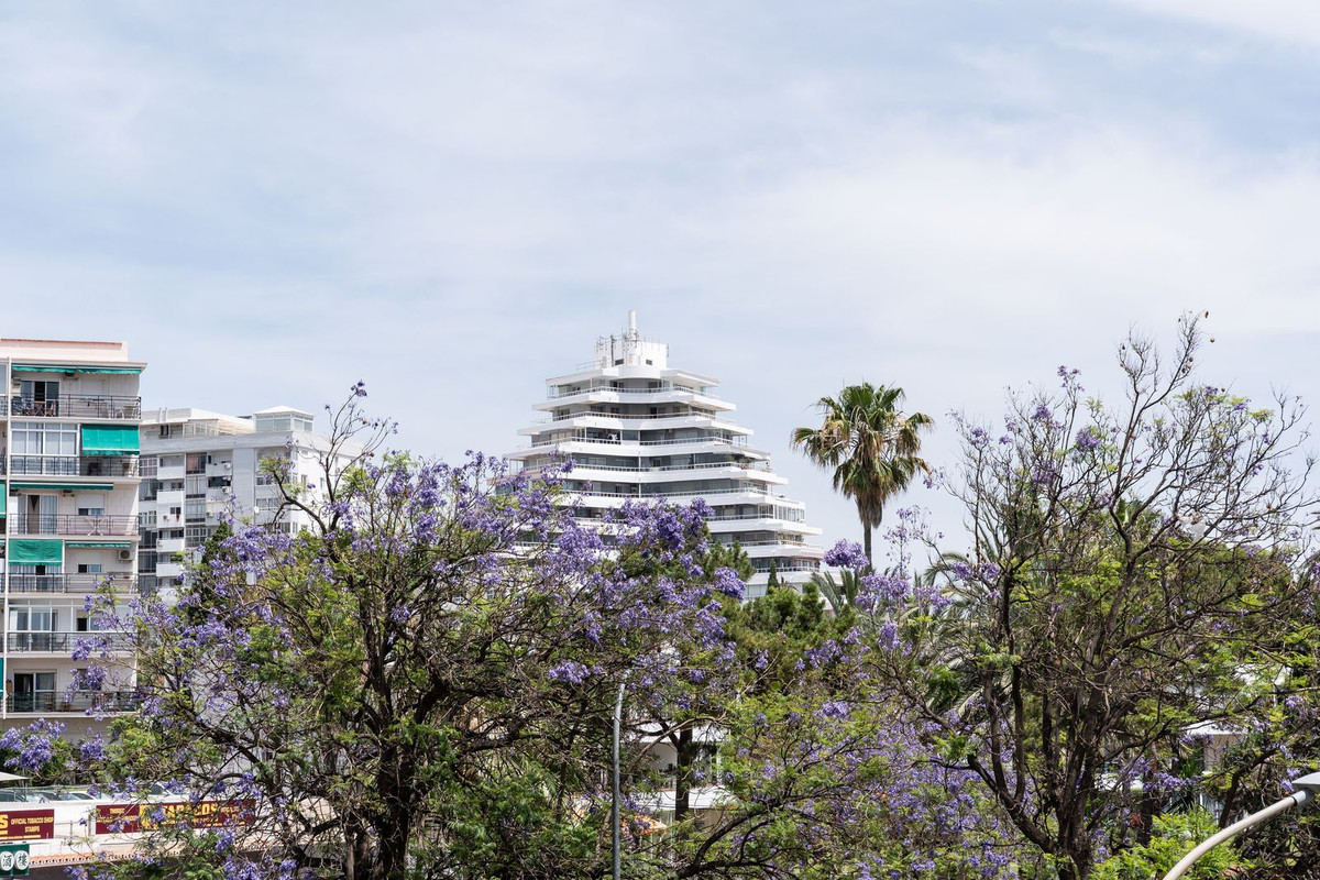 Appartement te koop in Benalmadena Costa | 2 slaapkamers H5467756