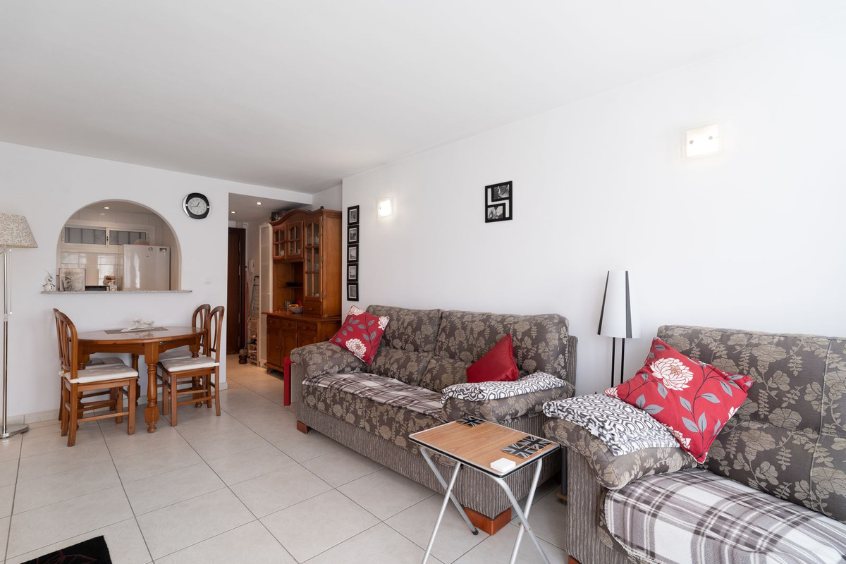 Appartement te koop in Benalmadena Costa | 2 slaapkamers H5467756