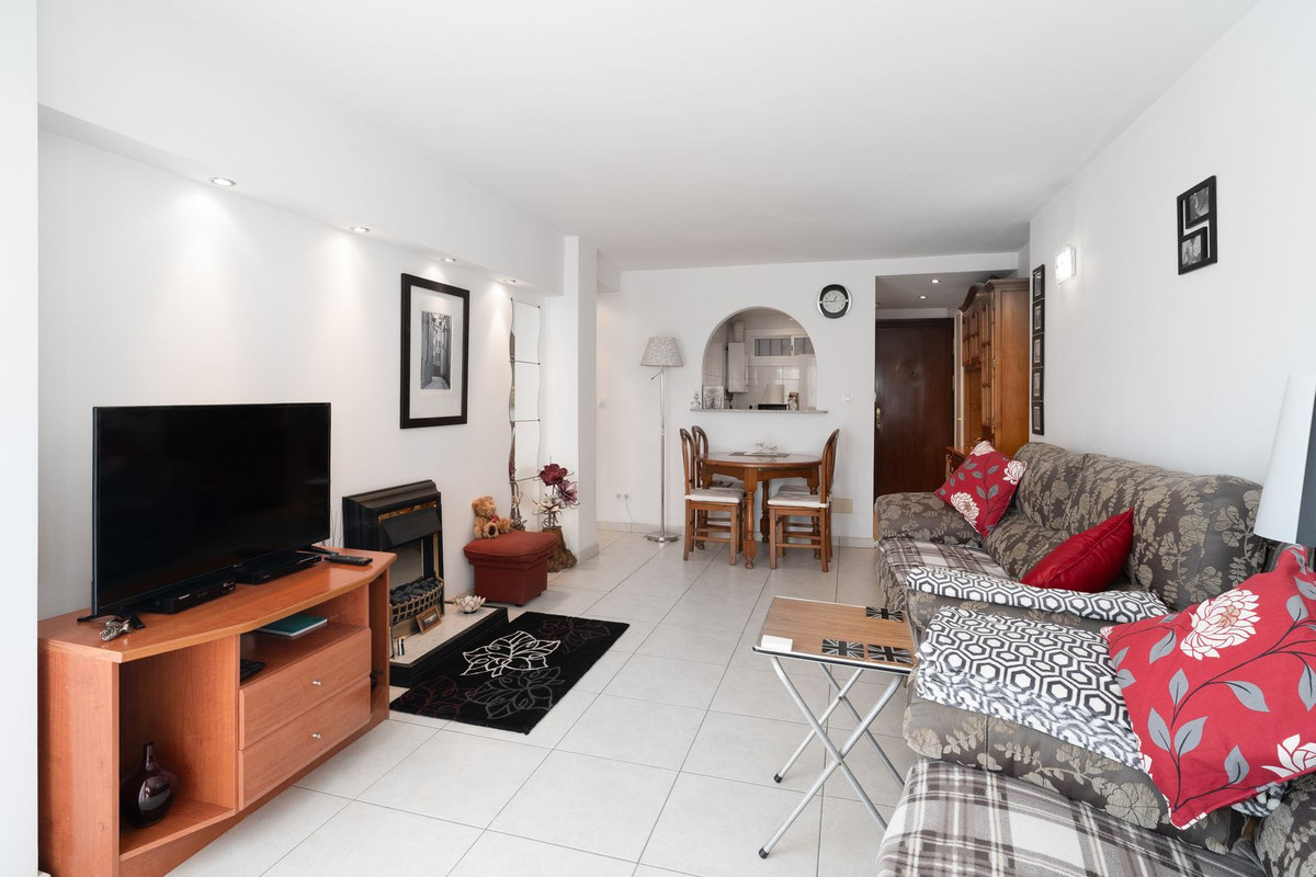 Appartement te koop in Benalmadena Costa | 2 slaapkamers H5467756