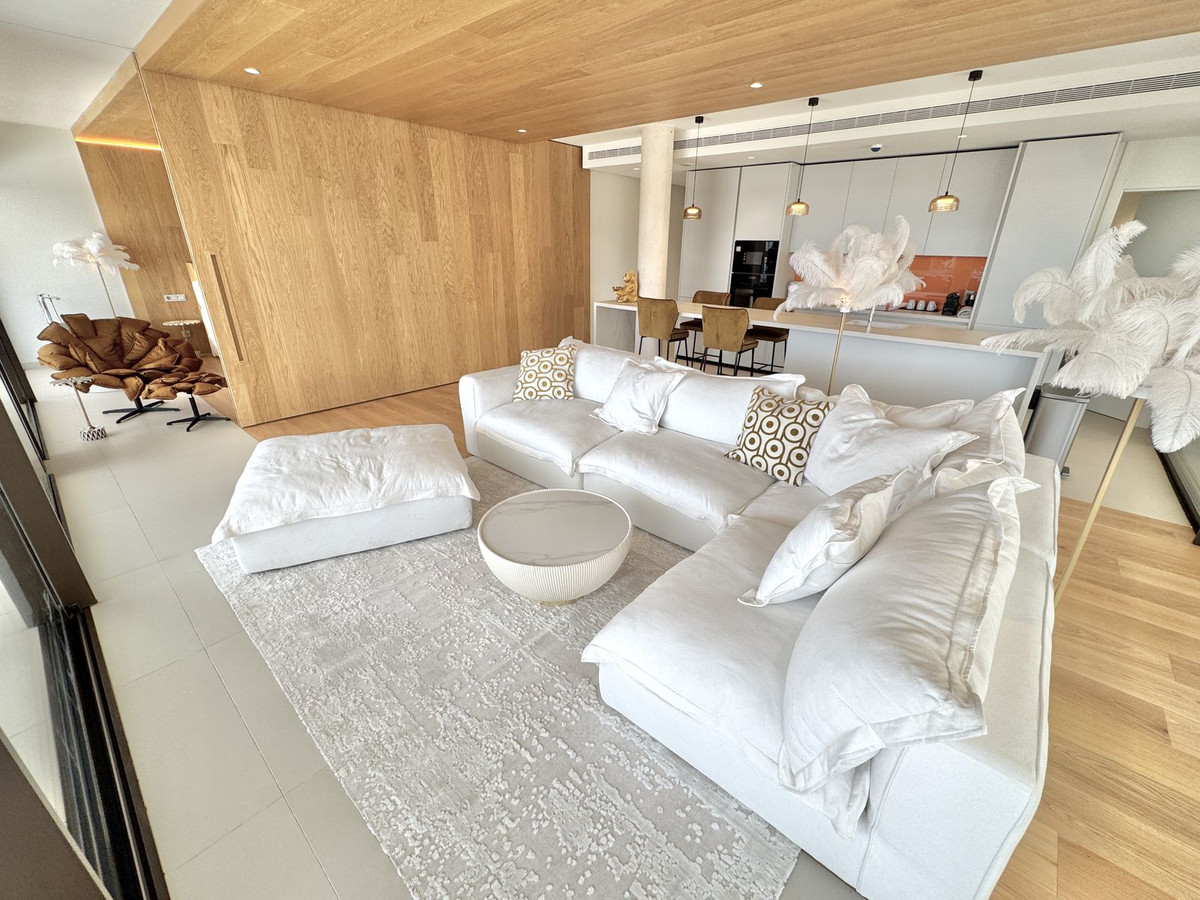Appartement te koop in Benalmadena Costa | 3 slaapkamers H5476909