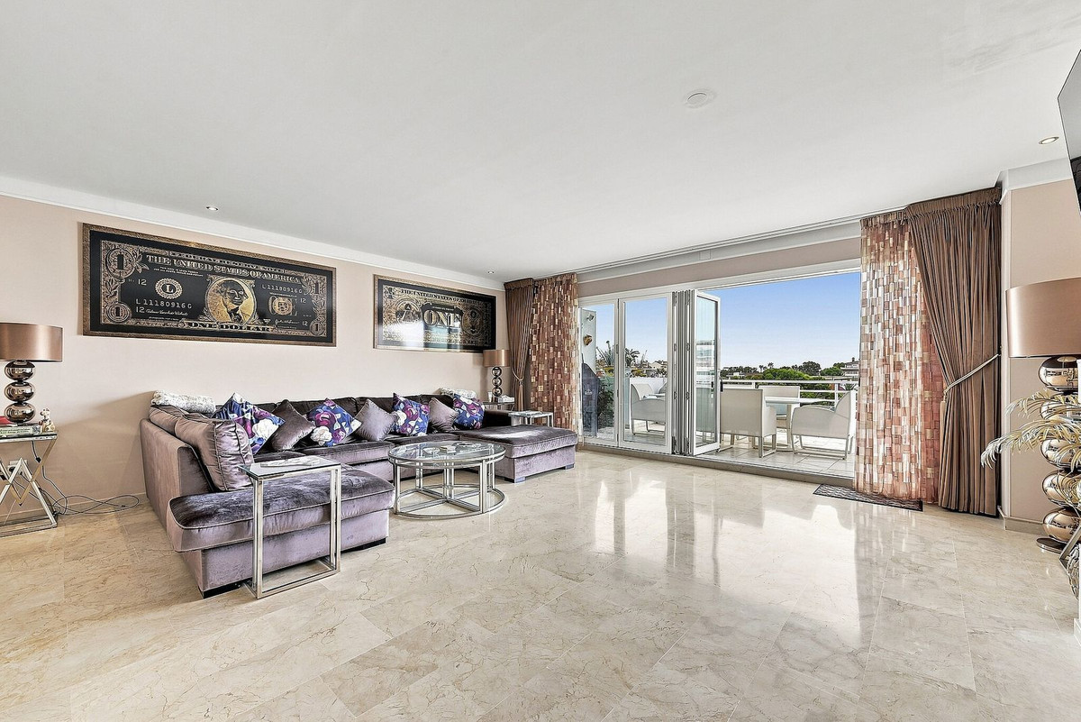 Appartement te koop in Benalmadena Costa | 3 slaapkamers H5479912