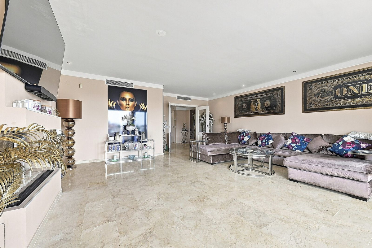 Appartement te koop in Benalmadena Costa | 3 slaapkamers H5479912