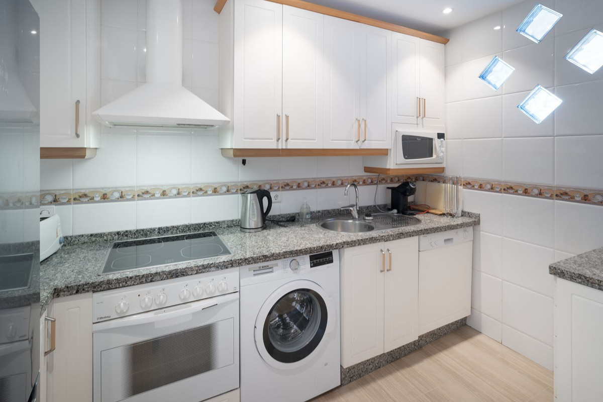 Appartement te koop in Benalmadena Costa | 3 slaapkamers H5480599